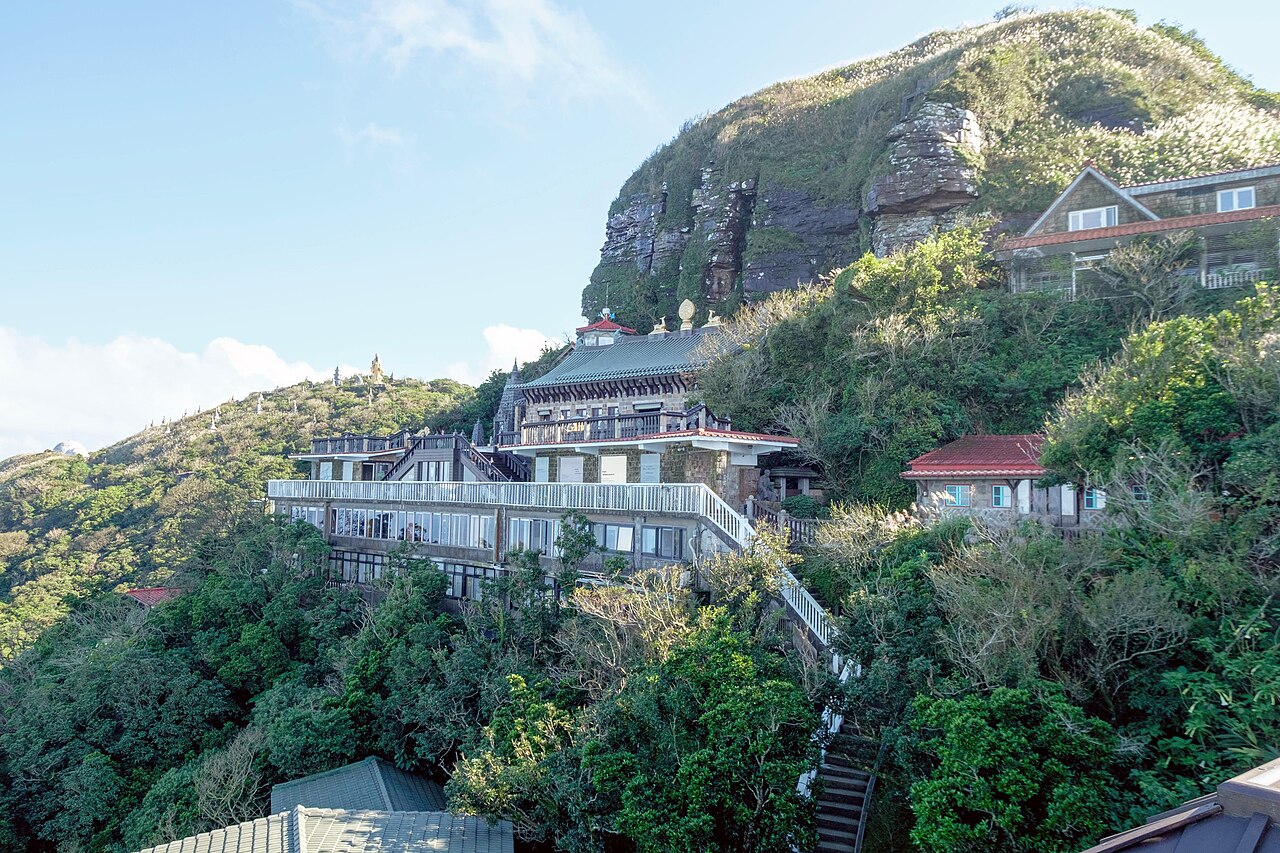 Ling Jiou Mountain Wusheng Monastery