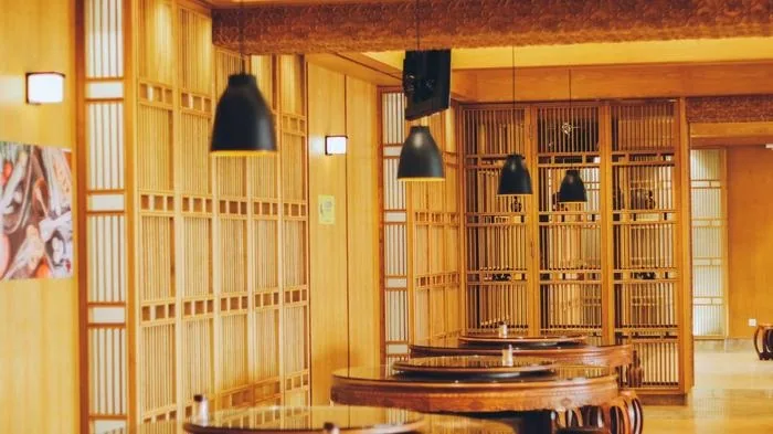The meditation hall at Daling Shan Guanyin Temple, pictured in its May 2025 retreat invitation.