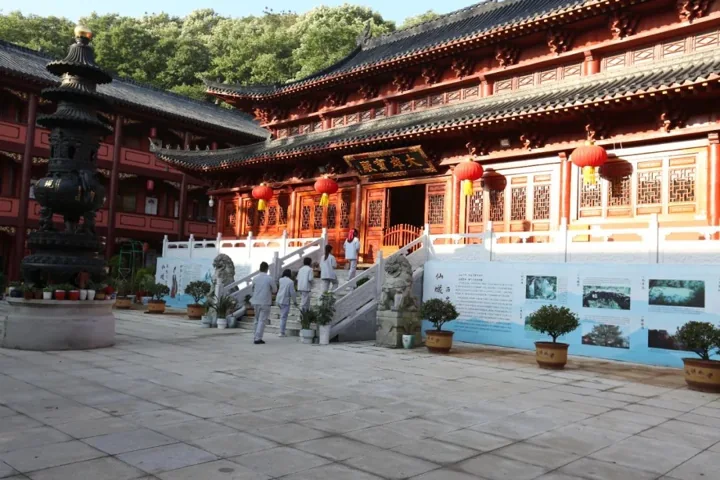 The courtyard of Xianguang Temple, Xiancheng Mountain, Suizhou.