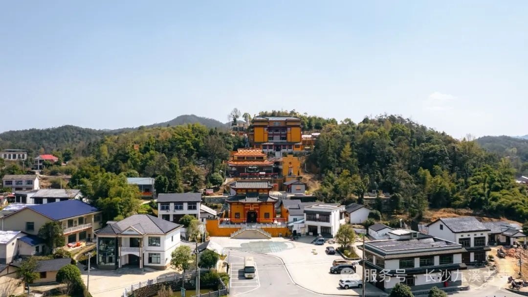 Jiuxi Ancient Temple in Changsha, pictured in its May holiday tea-practice invitation.